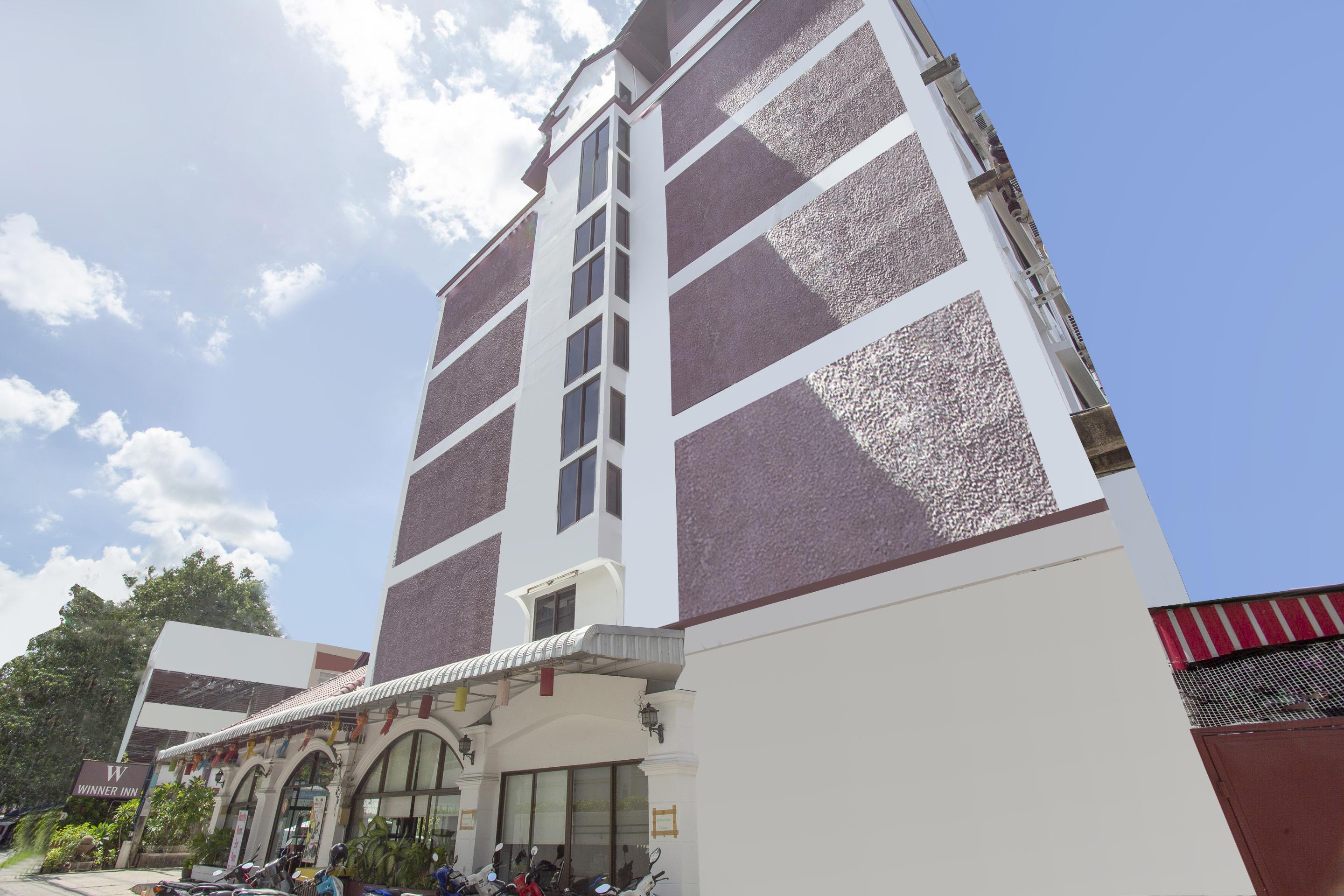 Super Oyo 1096 Winner Inn Hotel Chiang Mai Buitenkant foto